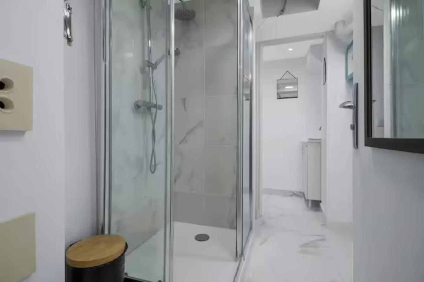 4 Pers Marais Menilmontant Appartement *